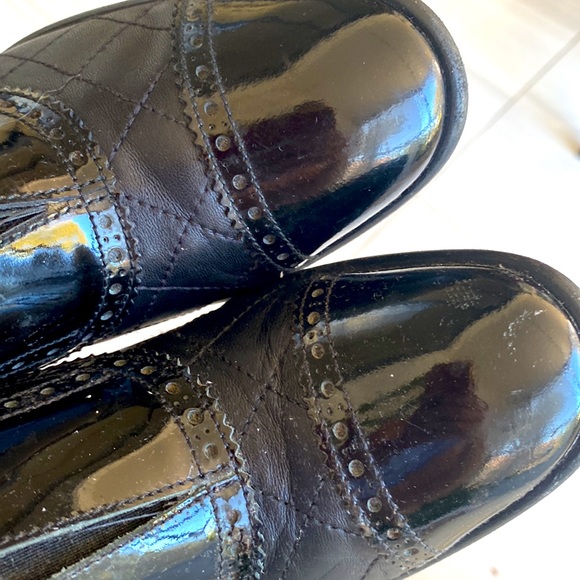 One of my favorites of all times! Very unique authentic booties by CHANEL. - Picture 14 of 15